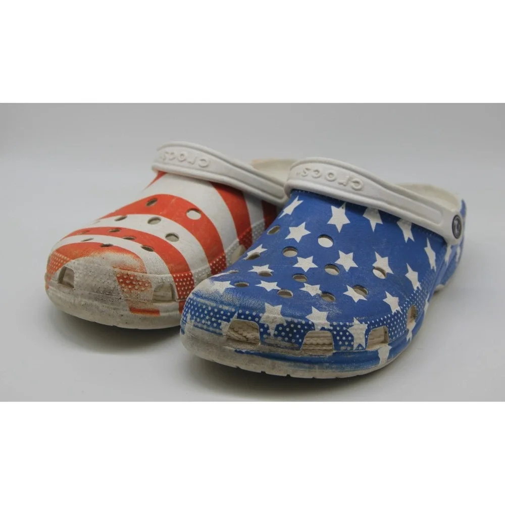 Crocs American Flag Clog Sandals Men's Sz 9 W 11 Red White Blue Distressed USA